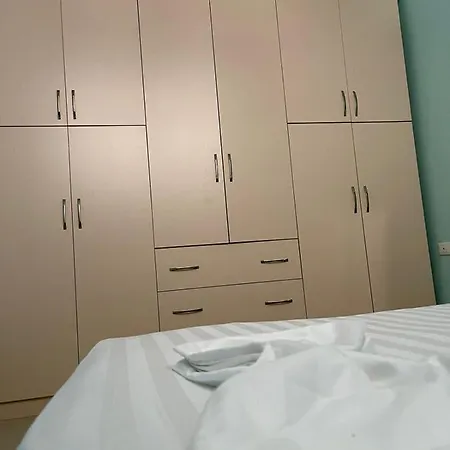 Dakiba Apartment Vlorë